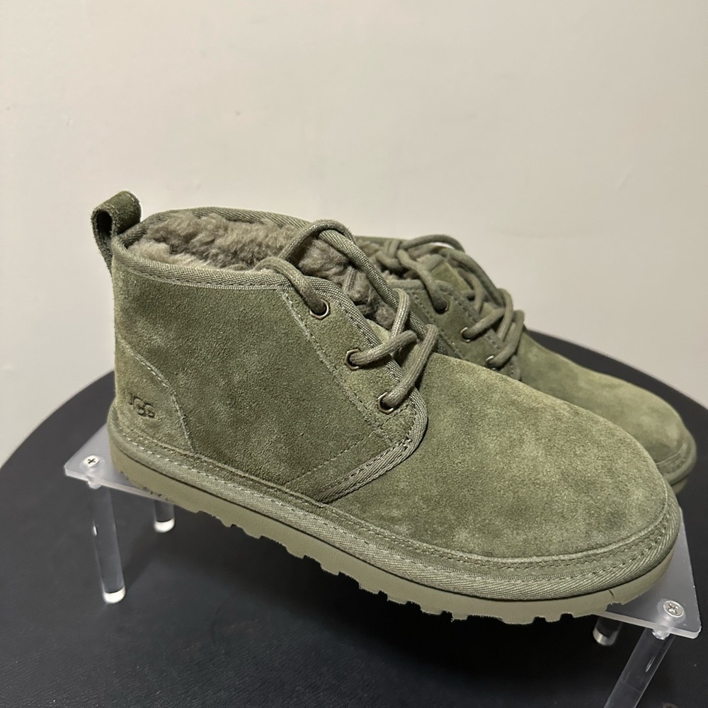 UGG‎ Neumel
